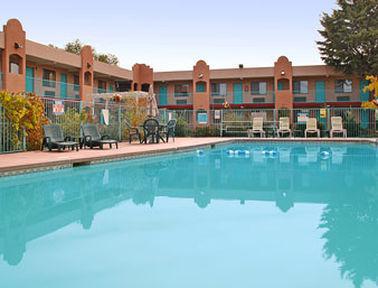 Hotel Days By Wyndham New Mexico Santa Fé